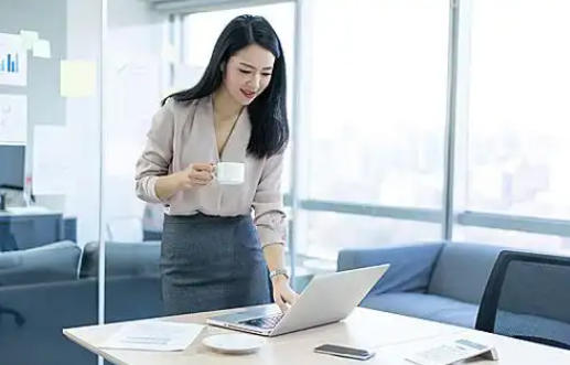 凤凰传奇影业有限公司轮播图2